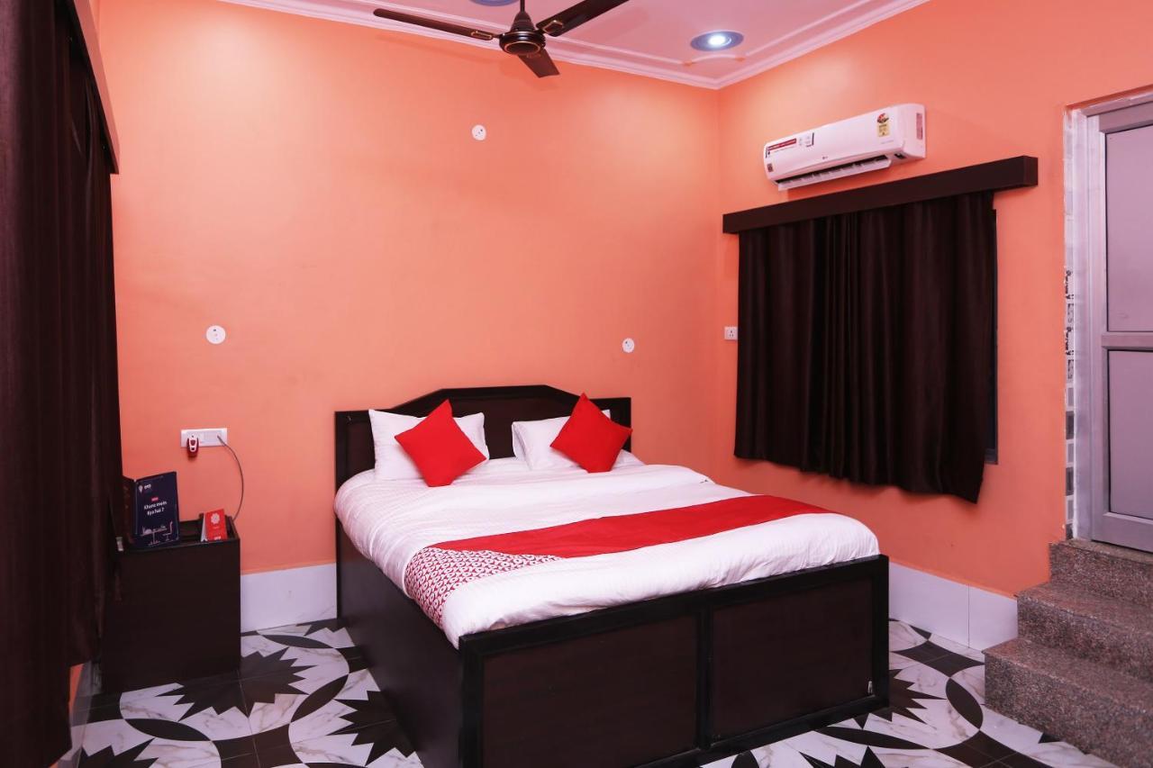 Oyo 22221 Yadav Hotel Bhiwadi Exterior foto